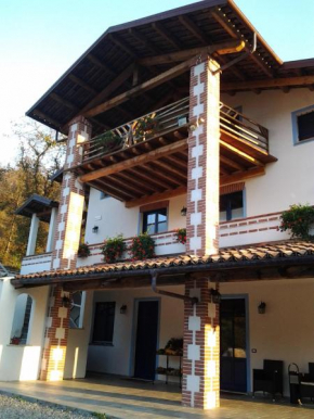 Отель Agriturismo Bio-Ecologico Sant'Isidoro  Роккафорте-Мондови